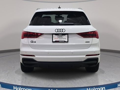 Used 2025 Audi Q3 2.0T Premium w/ Convenience Package AWD/4WD image 6