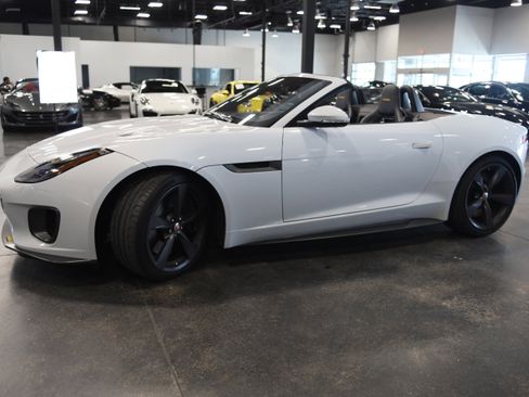 Used 2018 Jaguar F-TYPE 400 Sport AWD/4WD image 11