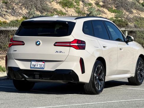 Used 2025 BMW X3 xDrive30i w/ Premium Package image 2