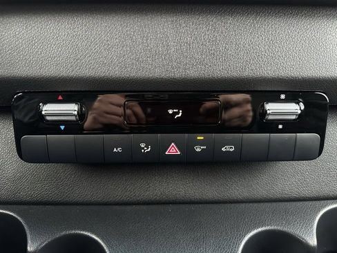 Used 2026 Mercedes-Benz Sprinter 144 Cargo image 17