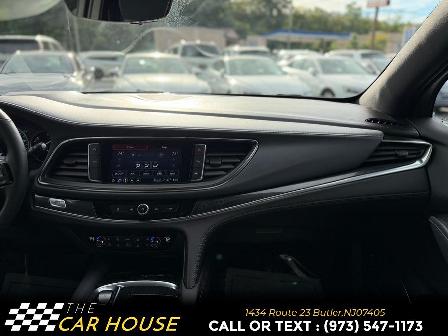 Used 2023 Buick Enclave Premium w/ Experience Buick Package AWD/4WD image 28