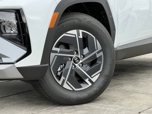 New 2026 Hyundai Tucson Blue SE AWD/4WD image 2