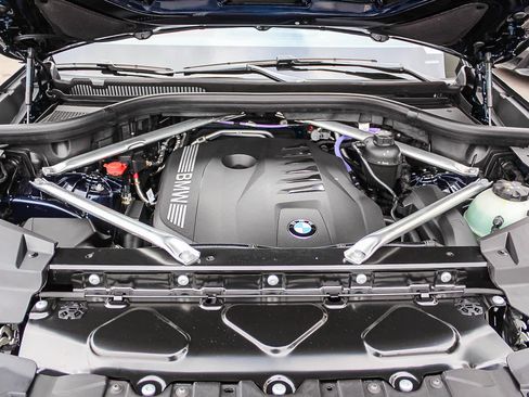 Used 2026 BMW X5 sDrive40i w/ M Sport Package RWD image 26