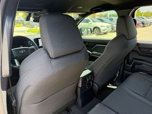 Used 2026 Toyota 4Runner SR5 AWD/4WD image 26