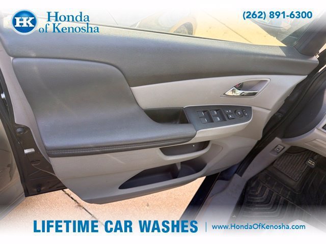 Used 2016 Honda Odyssey EX-L image 6