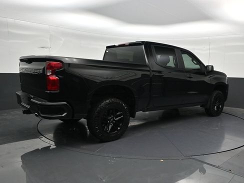 Used 2025 Chevrolet Silverado 1500 Custom Trail Boss AWD/4WD image 5