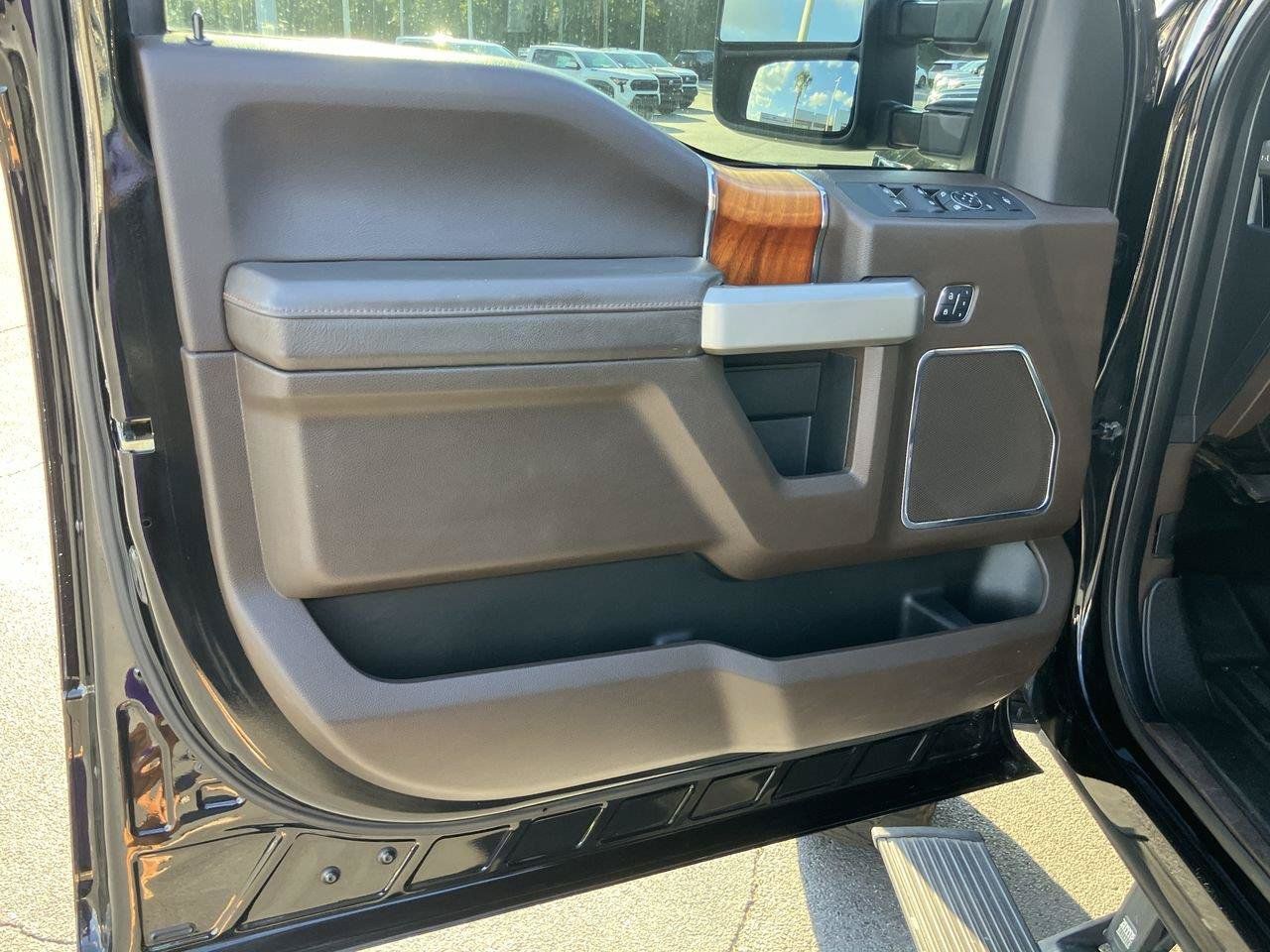 Used 2017 Ford F250 King Ranch w/ Chrome Package AWD/4WD image 14