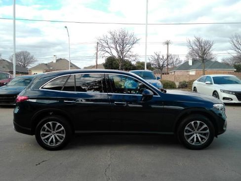 Used 2024 Mercedes-Benz GLC 300 SUV w/ Driver Assistance Package image 5