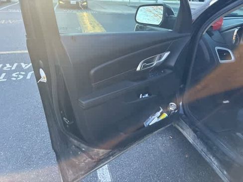 Used 2017 GMC Terrain SLE image 6