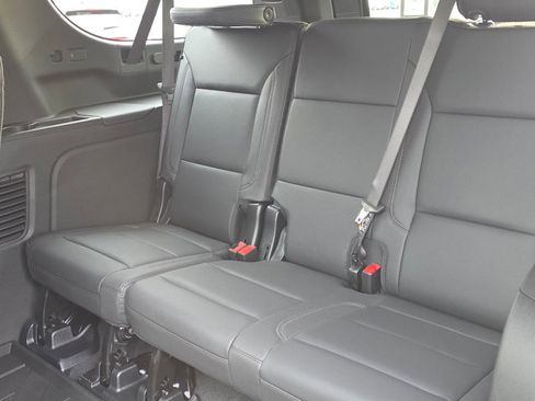 Certified 2026 Chevrolet Suburban High Country image 31