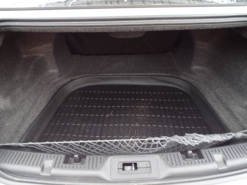 Used 2013 Lincoln MKS AWD image 34