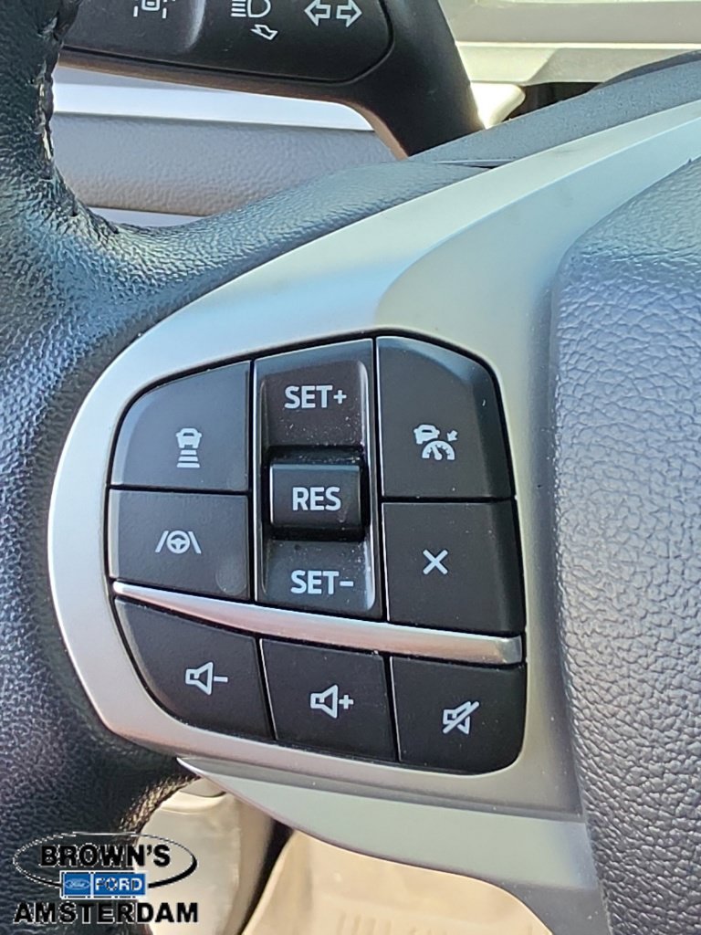 Used 2023 Ford Explorer XLT w/ Equipment Group 202A AWD/4WD image 20
