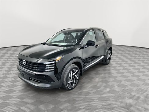 New 2026 Nissan Kicks SV image 4