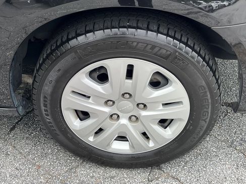 Used 2019 Dodge Grand Caravan SE w/ UConnect Hands-Free Group FWD image 19