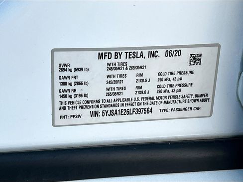 Used 2020 Tesla Model S Long Range Plus image 29