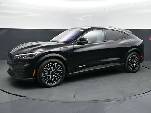 Used 2025 Ford Mustang Mach-E Premium image 1