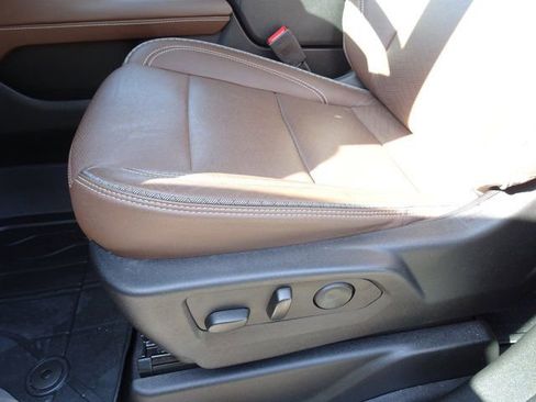 Used 2023 Chevrolet Tahoe High Country image 10