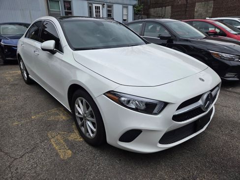 Used 2019 Mercedes-Benz A 220 4MATIC image 3