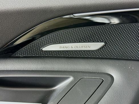 New 2025 Audi Q5 Premium Plus image 18