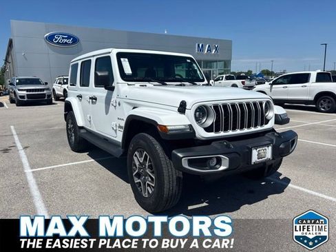 Used 2024 Jeep Wrangler Unlimited Sahara AWD/4WD image 15