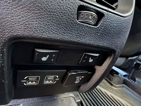 Used 2022 Jeep Cherokee Limited w/ Elite Package image 47