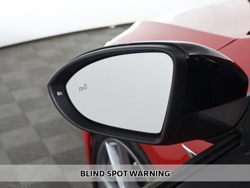 Used 2019 Volkswagen Golf R 4-Door AWD/4WD image 6