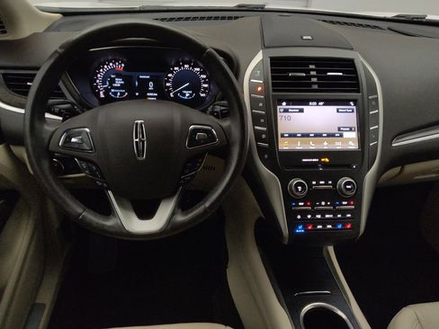 Used 2017 Lincoln MKC Reserve image 22