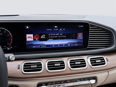 Certified 2025 Mercedes-Benz GLS 450 4MATIC image 25