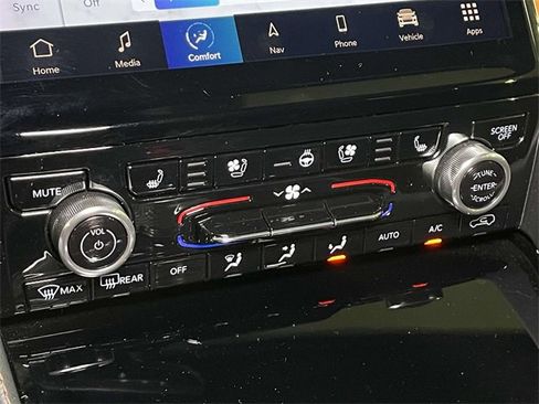 Used 2022 Jeep Grand Cherokee Summit image 34