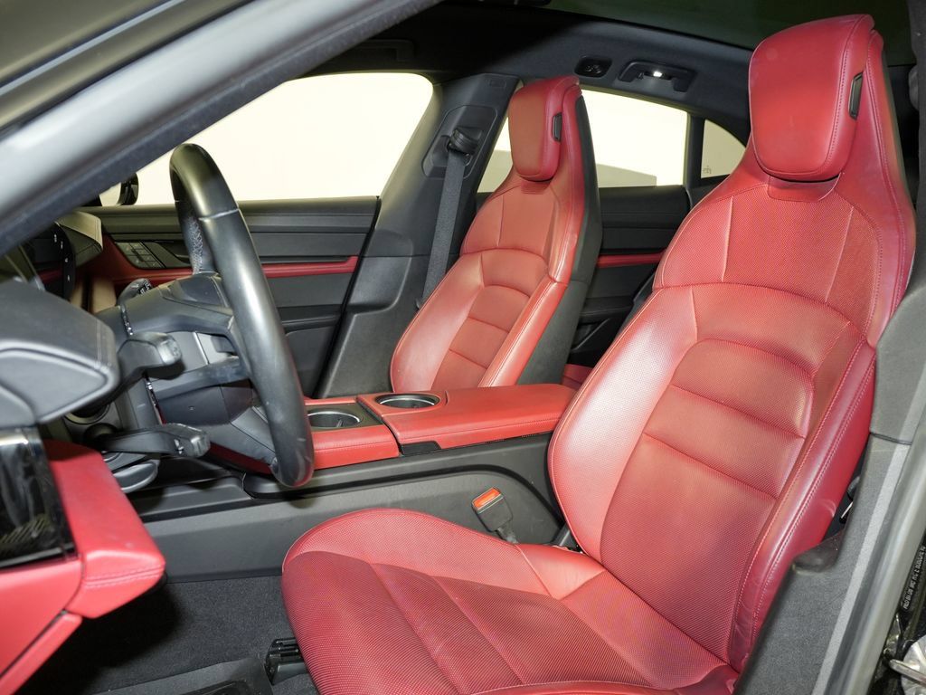 Certified 2024 Porsche Taycan 4S AWD/4WD image 5