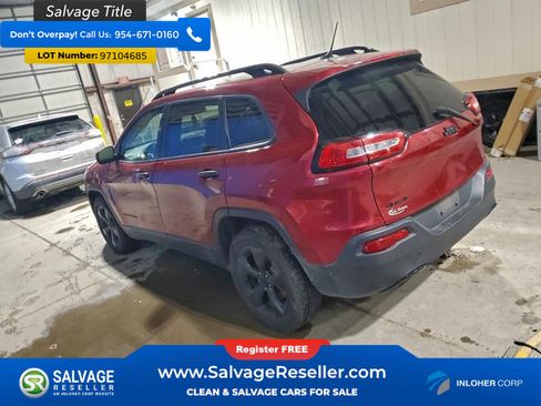 Used 2017 Jeep Cherokee Sport w/ Cold Weather Group AWD/4WD image 3