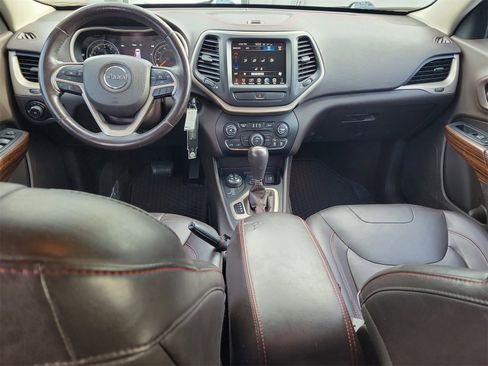 Used 2015 Jeep Cherokee Trailhawk w/ Trailer Tow Group image 10