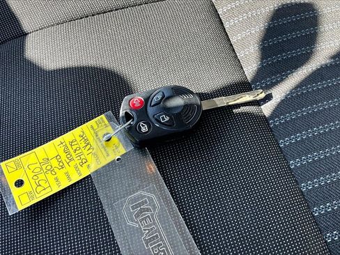 Used 2016 Ford Transit 150 XL image 10