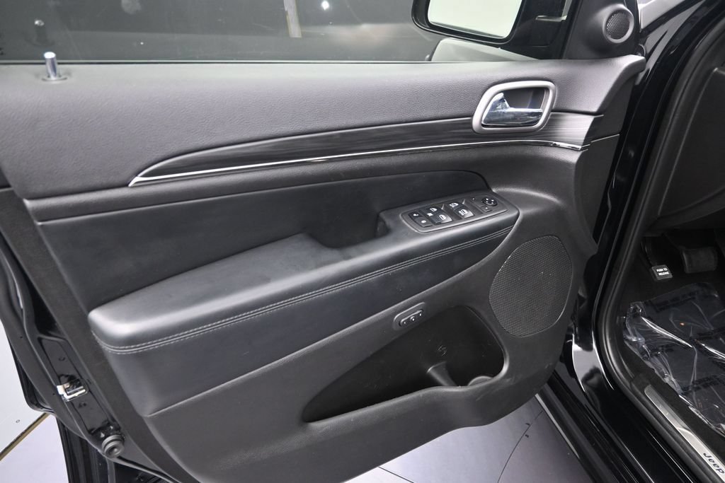 Used 2021 Jeep Grand Cherokee Limited X AWD/4WD image 12