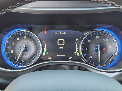 New 2026 Chrysler Pacifica Select image 30