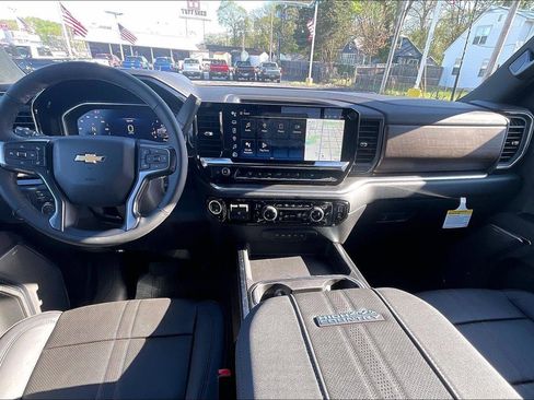 New 2026 Chevrolet Silverado 3500 High Country w/ High Country Premium Package AWD/4WD image 16