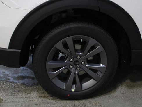New 2026 Ford Explorer Active w/ Active Comfort Package AWD/4WD image 27