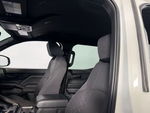Used 2025 Toyota Tacoma SR5 image 23