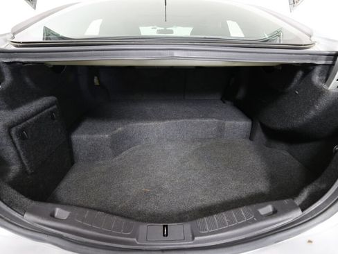 Used 2015 Ford Fusion SE FWD image 18