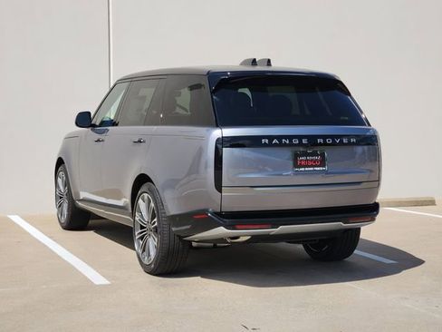 New 2026 Land Rover Range Rover Long Wheelbase SE image 3