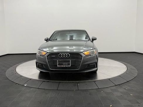 Used 2017 Audi A3 e-tron Premium image 2