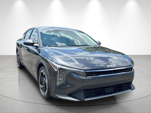 Used 2025 Kia K4 EX FWD image 7