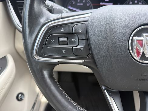 Used 2023 Buick Envision Avenir AWD/4WD image 18