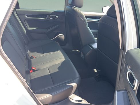 Certified 2022 Honda Civic Touring image 16