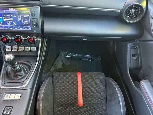 Used 2024 Subaru BRZ Limited RWD image 30