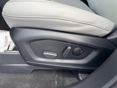 New 2026 Ford Explorer Active image 15