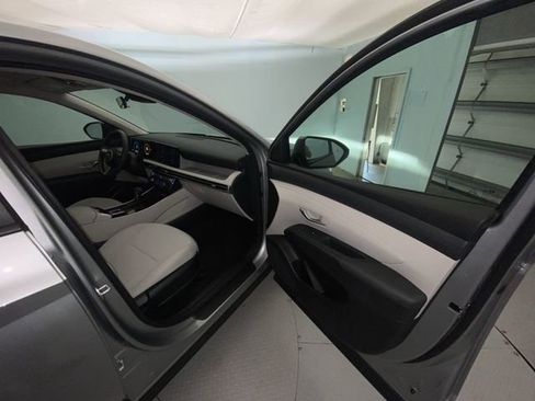 Certified 2026 Hyundai Tucson SE FWD image 24