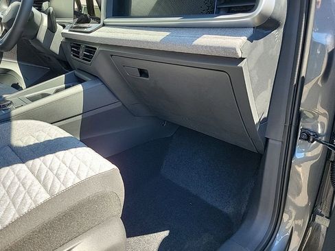 New 2025 Volkswagen Tiguan S image 41