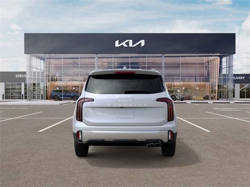 New 2025 Kia Telluride EX w/ EX Captain's Chair Package image 5