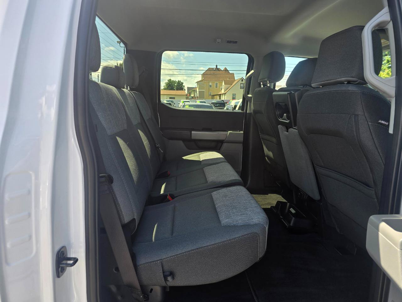 Used 2026 Ford F250 XLT w/ Snow Plow/Camper Package AWD/4WD image 14